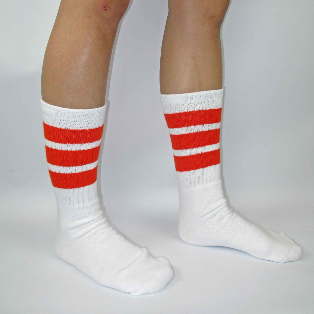 SKATER SOCKS 19" WHITE W ORANGE STRIPES - Skatescool Australia