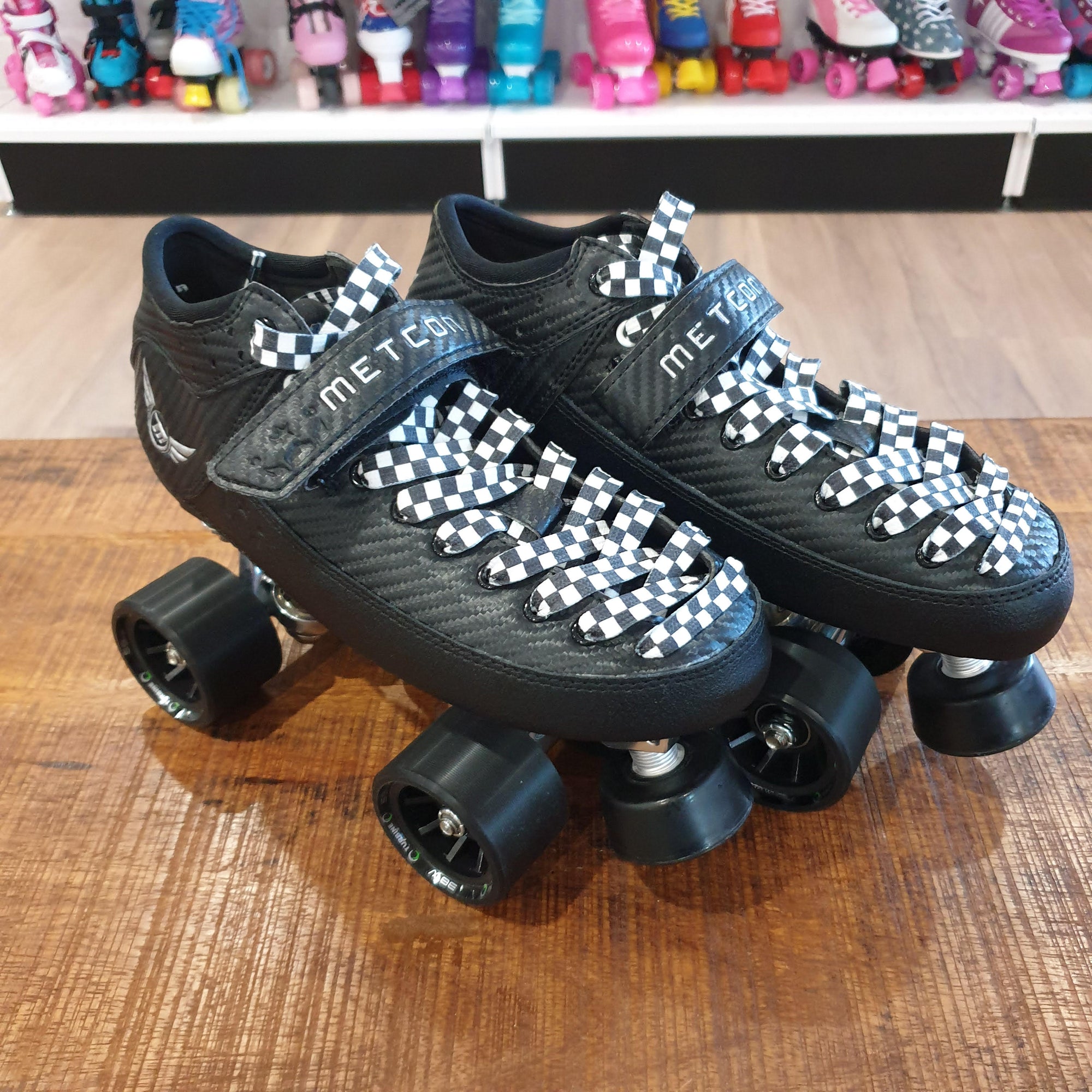 Mota Roller Skates